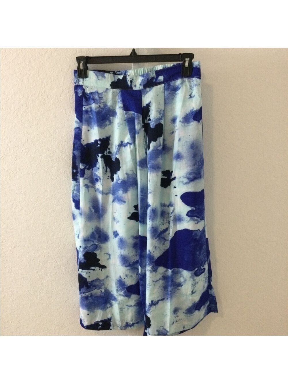Cocobleu New York blue tie dye wide leg pull on pant Woman’s Medium